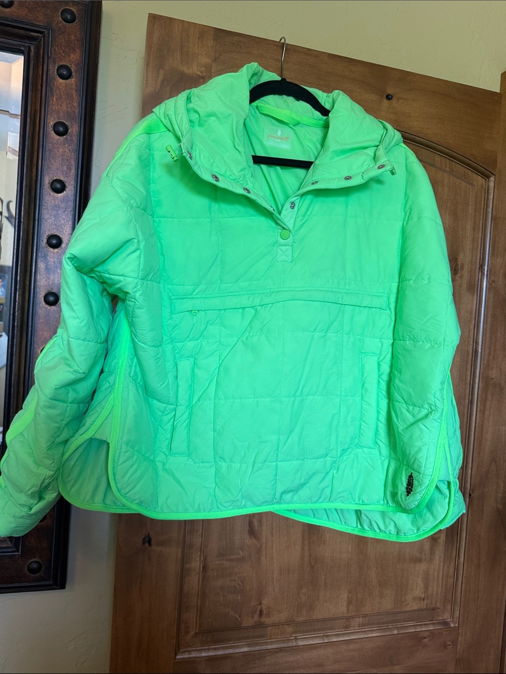 Pippa Packable pullover puffer